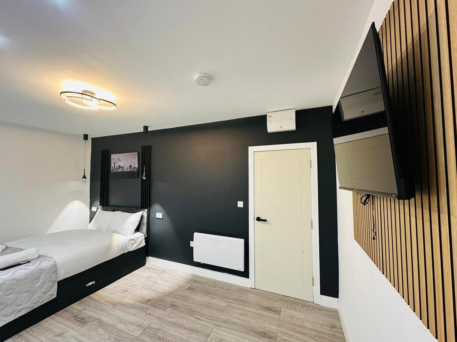 Sk Heathrow Hotel Hayes  Ngoại thất bức ảnh