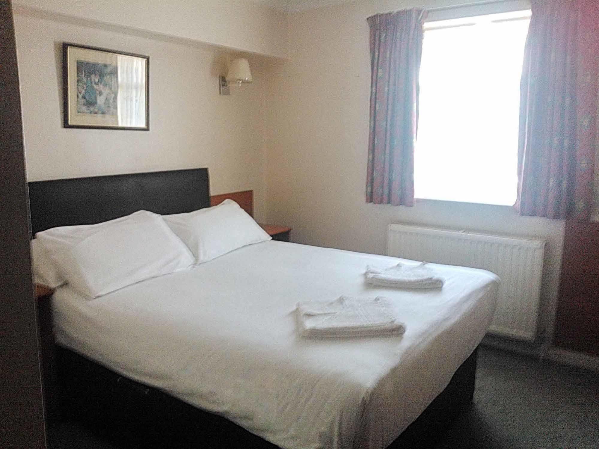 Sk Heathrow Hotel Hayes  Ngoại thất bức ảnh